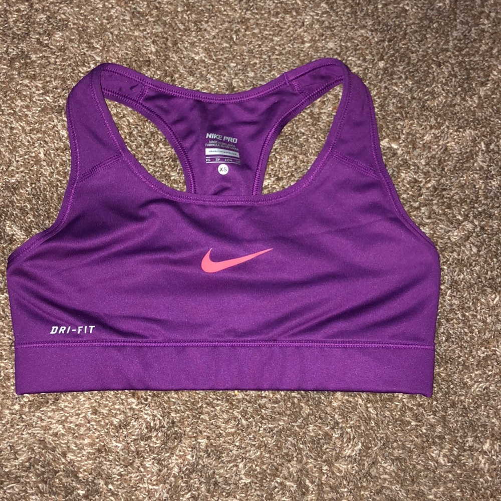 Nike pro compression sports bra